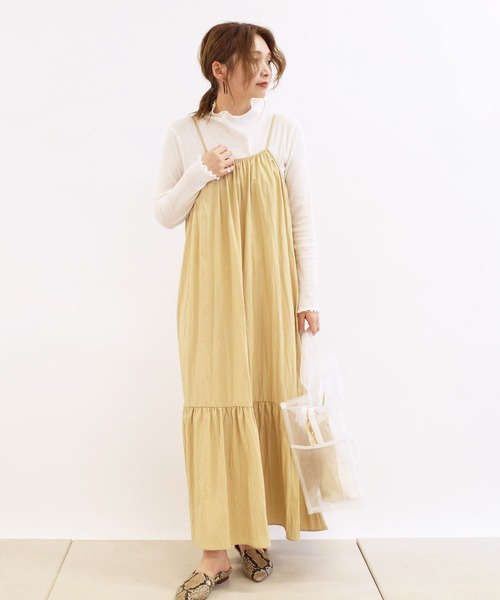 DouDou(ドゥドゥ)の「ティアードキャミワンピース(ワンピース・レディース・スミクロ/ベージュ/ブルーグリーン・FREE)」の14枚目の写真