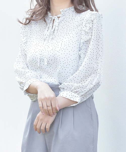 PairPair（ペアペア）の「2WAYフリルブラウス（シャツ/ブラウス・レディース・オフホワイト/ライトグリーン/ラベンダー・FREE）」の8枚目の写真