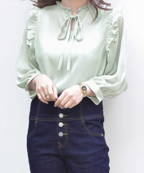 PairPair（ペアペア）の「2WAYフリルブラウス（シャツ/ブラウス・レディース・オフホワイト/ライトグリーン/ラベンダー・FREE）」の12枚目の写真