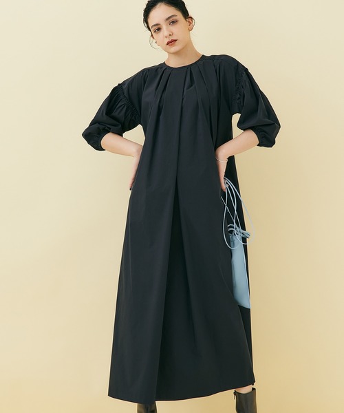 STUDIOUS（ステュディオス）の「【STUDIOUS】ギャザースリーブ２WAYマキシワンピース（ワンピース・レディース・ブラック/ベージュ・1/2）」の20枚目の写真