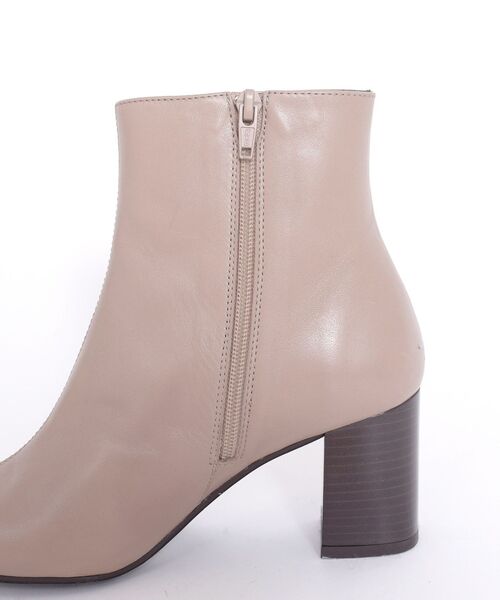 SHIPS（シップス）の「FLAMENQUITAS:スクエアトゥミドルブーツ◇（ブーツ・レディース・ブラック/ベージュ・38/35/36/37）」の12枚目の写真