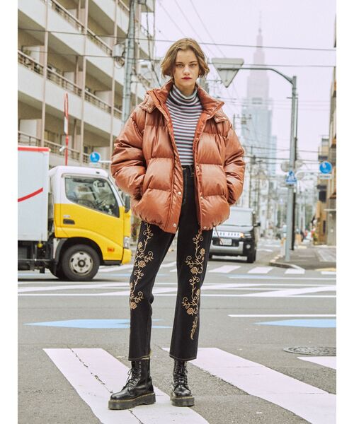 jouetie（ジュエティ）の「ウエスタンステッチデニム（デニムパンツ・レディース・ライトブルー/ブラック/ブラウン・SMALL/MEDIUM）」の5枚目の写真