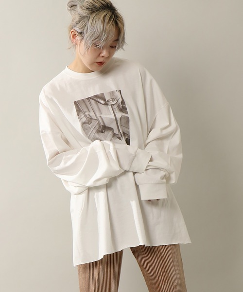 notch.(ノッチ)の「フォトプリントビッグルーズロンT(Tシャツ/カットソー・レディース・チャコールグレー/オフホワイト/ダークパープル・M)」の2枚目の写真