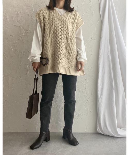 セール】オーバーサイズ Vネック ケーブル アラン編み ざっくり ニット