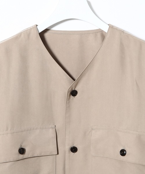 ADAM ET ROPE'（アダムエロペ）の「レーヨンスエード ルーズシルエット カラーレスブルゾン（ブルゾン・メンズ・ブラック/ベージュ・M/L）」の6枚目の写真