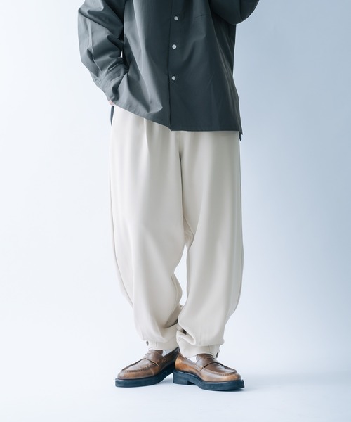 epnok（エプノック）の「ストレッチツイルワイドパンツ(SET UP)（その他パンツ・メンズ・グレイッシュベージュ/ブラック/ブルー・LARGE/MEDIUM）」の15枚目の写真