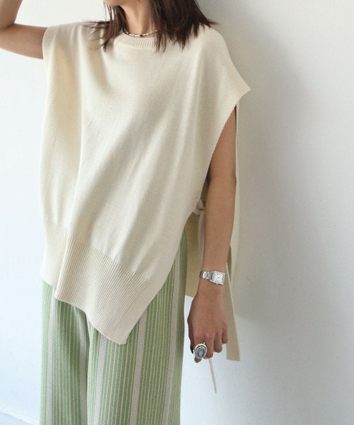 Chillfar（チルファー）の「天竺編みサイドリボンニットベスト（ベスト・レディース・ブラック/ベージュ/ブラウン/グレー/アイボリー/ブルーグレー/モカ/カーキ/オレンジ/グリーン/オフホワイト・FREE）」の22枚目の写真