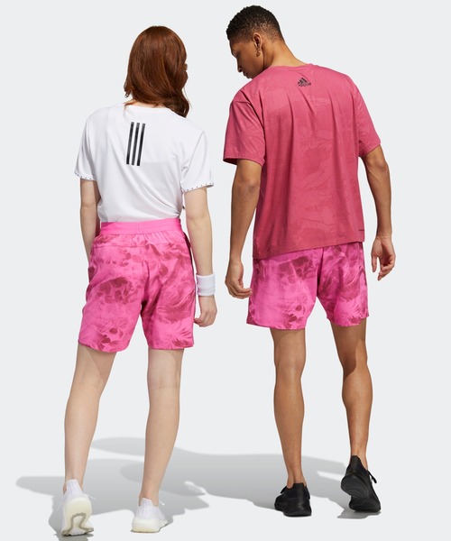 adidas（アディダス）の「ユナイト フローラル ショーツ