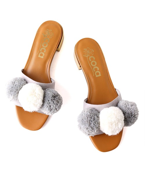 coca（ANDEX shoes product）（コカ）の「coca / コカ ポンポン飾り付き エスニック スリッパミュール ワンベルト 121025（サンダル・レディース・ベージュ/グレー/ネイビー・23.5cm/23cm/24.5cm/24cm/22.5cm）」の16枚目の写真