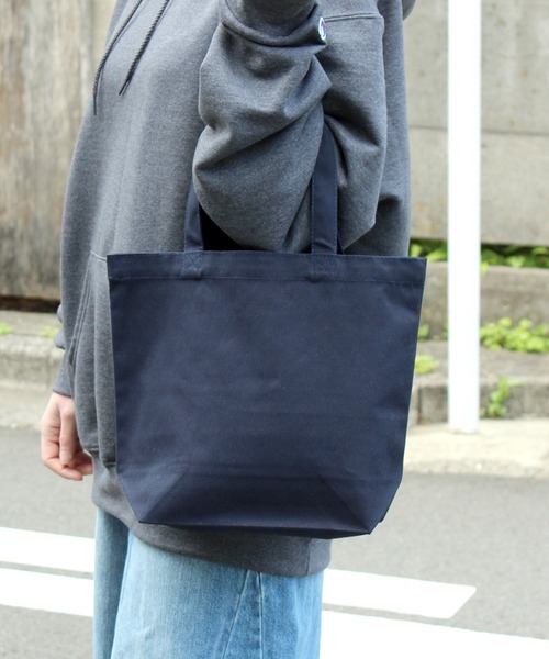 United Athle(ユナイテッドアスレ)の「【UNITED ATHLE】ユナイテッドアスレ ヘビーコットンキャンバストートバッグ Sサイズ 1460(トートバッグ・レディース・ブラック/ベージュ系1/ナチュラル/ネイビー/ベージュ系3/ベージュ系2/ライトグレー/ベージュ系4/レッド・S)」の8枚目の写真