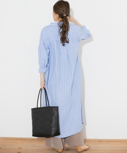 URBAN RESEARCH Sonny Label（アーバンリサーチサニーレーベル）の「リネンシャツワンピース（ワンピース・レディース・ベージュ系その他/ブラック/その他1/ブルー系その他・FREE）」の19枚目の写真