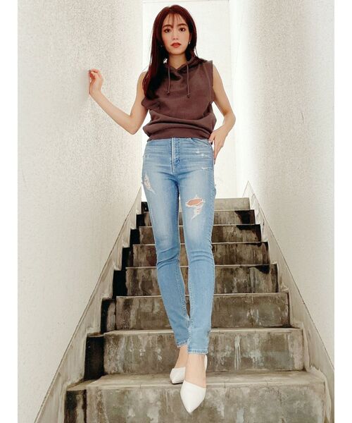 GYDA（ジェイダ）の「【セットアップ着用可】ダメージノースリーブパーカー（Tシャツ/カットソー・レディース・アイボリー/グレー/チャコールグレー/ベージュ・FREE）」の5枚目の写真