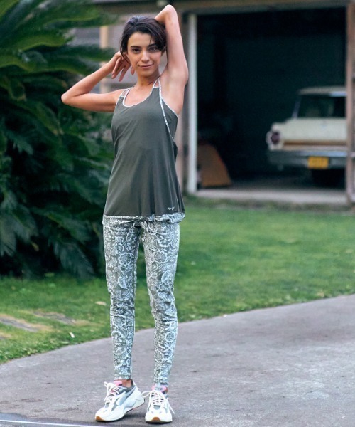 ROXY（ロキシー）の「ROXY/ロキシー 水陸両用ハイウエスト  フィットネスレギンス   RLY212626T（レギンス/スパッツ・レディース・カーキ/パープル/ネイビー・M/S）」の20枚目の写真