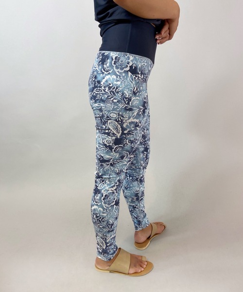 ROXY（ロキシー）の「ROXY/ロキシー 水陸両用ハイウエスト  フィットネスレギンス   RLY212626T（レギンス/スパッツ・レディース・カーキ/パープル/ネイビー・M/S）」の4枚目の写真