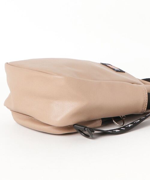 Dickies（ディッキーズ）の「【Dickies】DK SYNTHETIC LETHER MINI SHOULDER BAG 14505000（ショルダーバッグ・メンズ・グレー/ベージュ系その他/ベージュ/ブラック・FREE）」の6枚目の写真