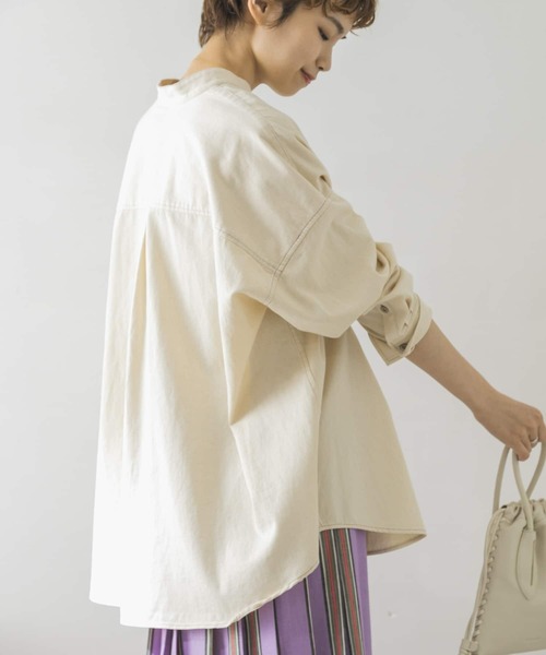 URBAN RESEARCH（アーバンリサーチ）の「バンドカラーデニムシャツ（シャツ/ブラウス・レディース・アイボリー/ブルー・FREE）」の14枚目の写真