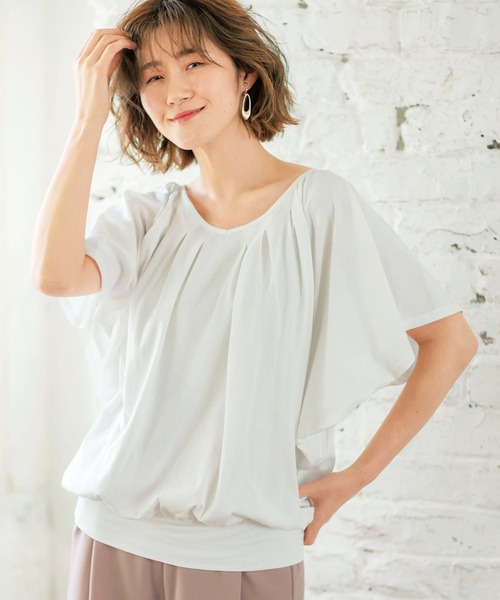 GeeRA(ジーラ)の「接触冷感!タックデザインフレアー袖プルオーバー(Tシャツ/カットソー・レディース・ブラック/モカ/オフホワイト/ブルーグリーン・LARGE/MEDIUM/X-LARGE/XX-LARGE)」の2枚目の写真
