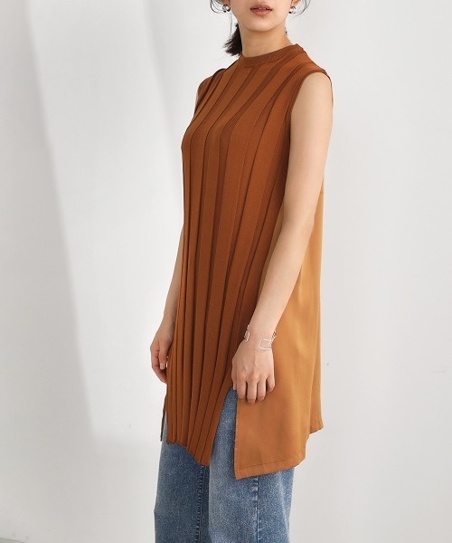 Bou Jeloud（ブージュルード）の「ハイネックノースリーブリブニット（ニット/セーター・レディース・ブラック/レッド/カーキ・FREE）」の3枚目の写真