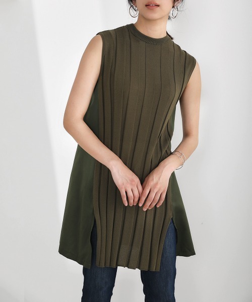 Bou Jeloud（ブージュルード）の「ハイネックノースリーブリブニット（ニット/セーター・レディース・ブラック/レッド/カーキ・FREE）」の4枚目の写真