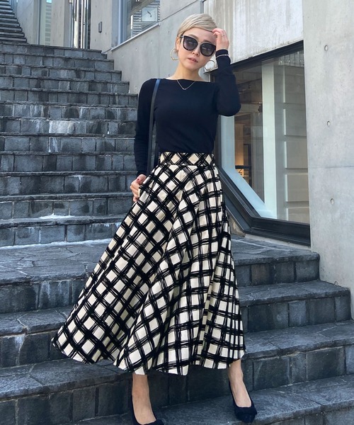 JENNE（ジェンヌ）の「日本製フロッキーフレアスカート（スカート・レディース・ベージュ/ブルー・SMALL/MEDIUM/LARGE）」の6枚目の写真