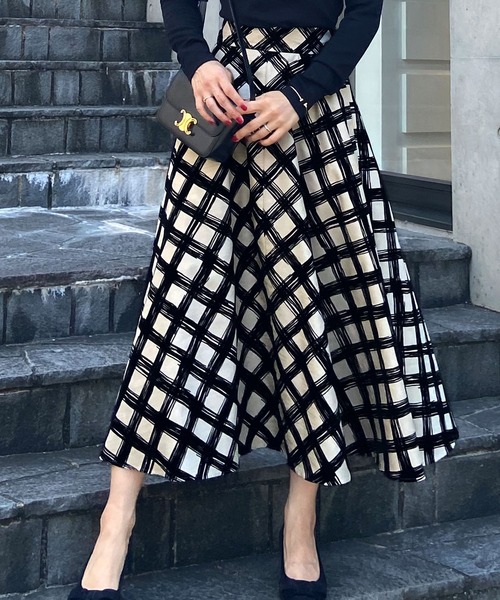 JENNE（ジェンヌ）の「日本製フロッキーフレアスカート（スカート・レディース・ベージュ/ブルー・SMALL/MEDIUM/LARGE）」の10枚目の写真