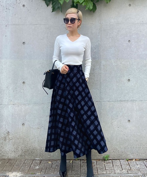 JENNE（ジェンヌ）の「日本製フロッキーフレアスカート（スカート・レディース・ベージュ/ブルー・SMALL/MEDIUM/LARGE）」の18枚目の写真