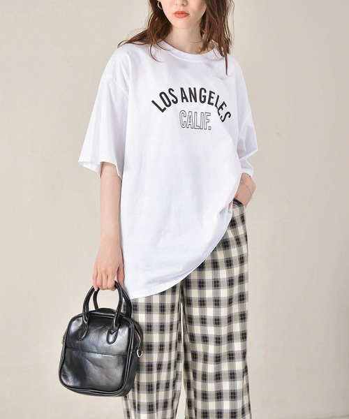 Monocoro toppi(モノコロトッピ)の「ロゴプリントTシャツ-LOSANGELS-(Tシャツ/カットソー・レディース・グリーン/ホワイト/チャコールグレー・M)」の11枚目の写真