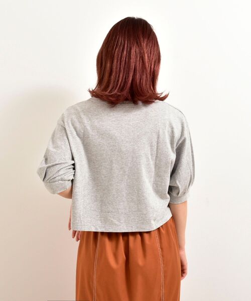 MAJESTIC LEGON（マジェスティックレゴン）の「アンニュイロゴトップス（Tシャツ/カットソー・レディース・アイボリー/グレー/ブラック・SMALL/MEDIUM）」の22枚目の写真