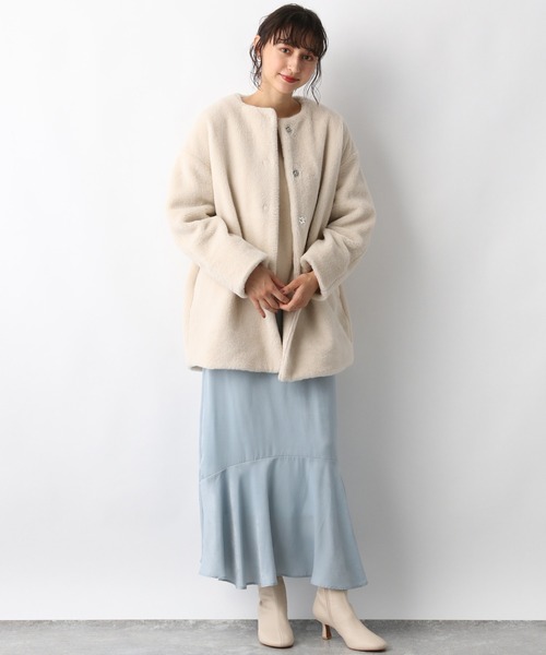 A part by（アパートバイ）の「キトゥンヒールショートブーツ　235179（ブーツ・レディース・ブラック/ライトベージュ・MEDIUM/LARGE）」の8枚目の写真