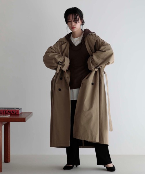 Doux archives（ドゥアルシーヴ）の「ロングトレンチオーバーコート（トレンチコート・レディース・ベージュ/カーキ・MEDIUM）」の8枚目の写真