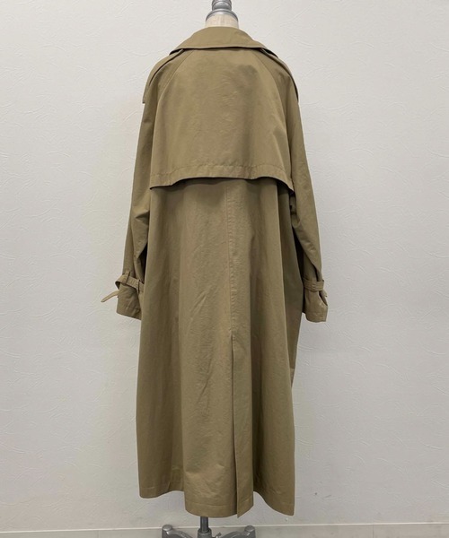 Doux archives（ドゥアルシーヴ）の「ロングトレンチオーバーコート（トレンチコート・レディース・ベージュ/カーキ・MEDIUM）」の18枚目の写真