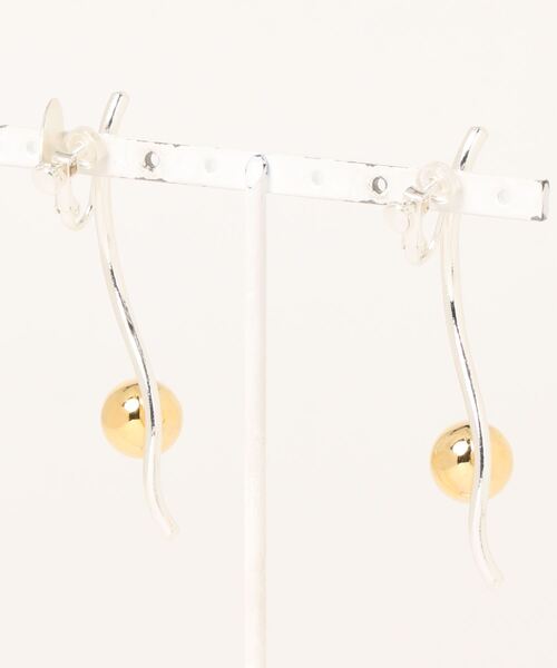 sea,ds mara(シーズマーラ)の「【Sea’ds mara】Fractal Earrings(イヤリング・レディース・シルバー・FREE)」の2枚目の写真