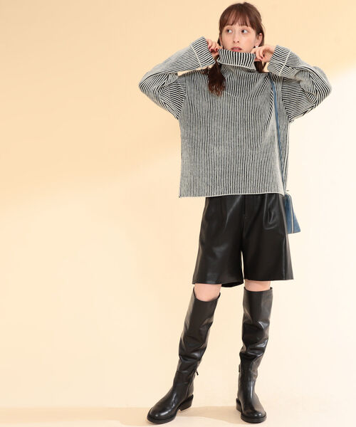 Ray BEAMS（レイビームス）の「Ray BEAMS / プレーティング ストライプ タートル ニット（ニット/セーター・レディース・ブラック/グリーン系その他2・ONE SIZE）」の5枚目の写真