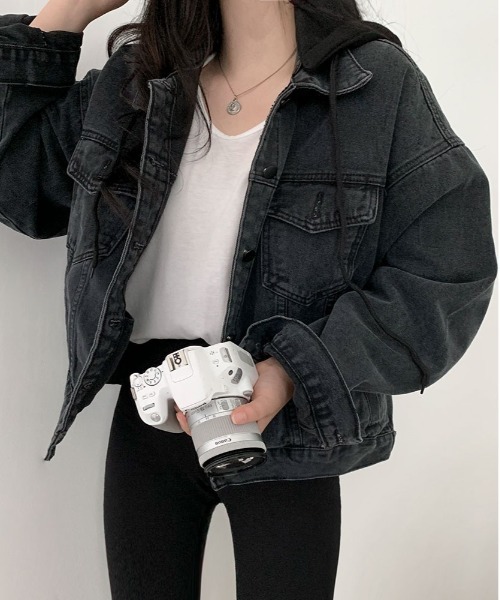 BEIDELLI（ベイデリー）の「[BELLIDE MADE] オーバーフィットフード付きデニムジャケット（デニムジャケット・レディース・ブラック/ブルー・FREE）」の6枚目の写真