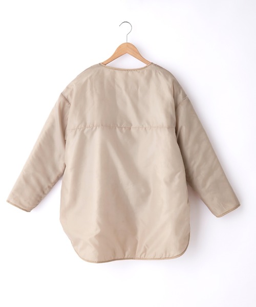 Chaco closet（チャコ クローゼット）の「オーバーサイズキルティングサイドスリットリバーシブルノーカラーコート 2021WINTER（ノーカラージャケット・レディース・ブラック/アイボリー/ライトカーキ/ベージュ/アイボリー系1・FREE）」の14枚目の写真