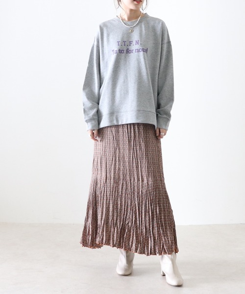 Cheek（チーク）の「ロゴプリント裏毛プルオーバー（スウェット・レディース・アイボリー/グレー/ネイビー・MEDIUM）」の4枚目の写真