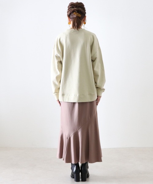 Cheek（チーク）の「ロゴプリント裏毛プルオーバー（スウェット・レディース・アイボリー/グレー/ネイビー・MEDIUM）」の8枚目の写真