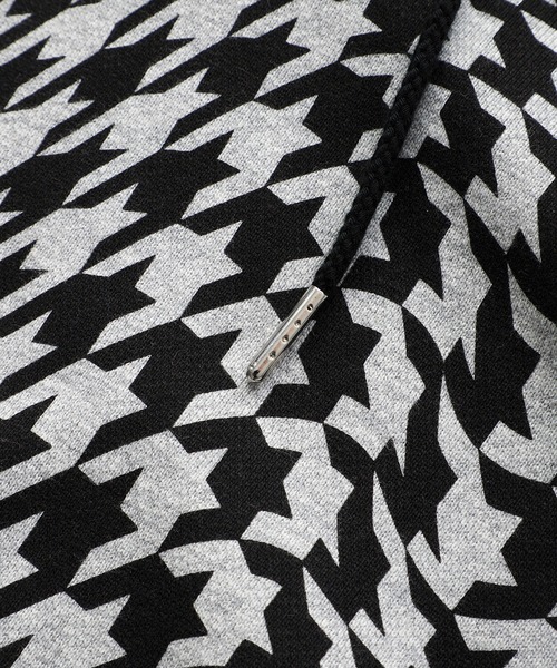 X-girl（エックスガール）の「CARGO POCKET SWEAT HOODIE（パーカー・レディース・オレンジ/ブラック/アッシュ・M/S）」の5枚目の写真