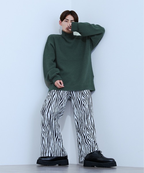 Ellno Loset（エルノロゼット）の「ボリュームハイネックニット（ニット/セーター・メンズ・ブラック/ダークグリーン/パープル/ブルーグリーン・MEDIUM/LARGE）」の9枚目の写真