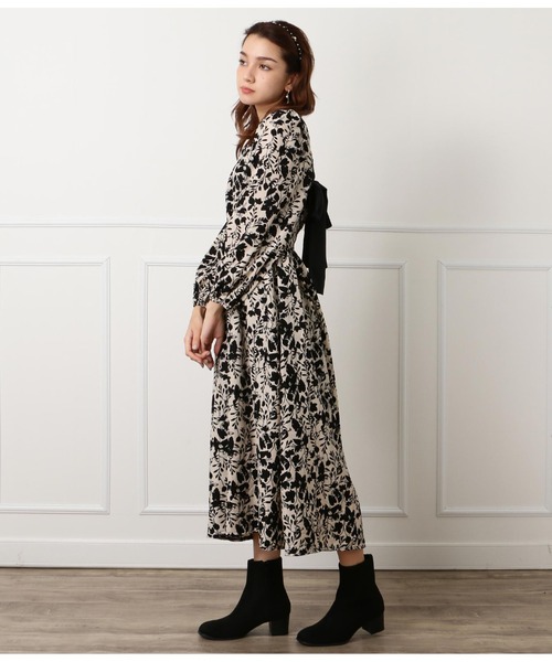 CHILLE(チル)の「切替デザインミディブーティー(ブーツ・レディース・ブラック/ダークブラウン/ブラック系・LL/S/M/L)」の10枚目の写真