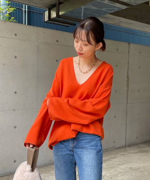 DouDou（ドゥドゥ）の「深Vプルオーバー（ニット/セーター・レディース・チャコールグレー/パープル/オレンジ・FREE）」の15枚目の写真