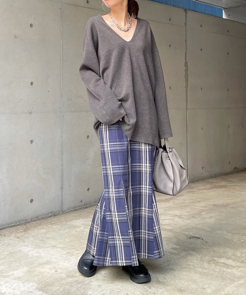 DouDou（ドゥドゥ）の「深Vプルオーバー（ニット/セーター・レディース・チャコールグレー/パープル/オレンジ・FREE）」の10枚目の写真