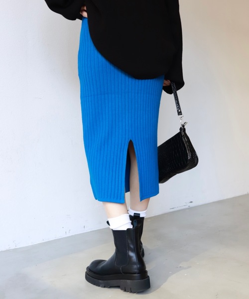 SHAGGIE（シャギー）の「バックスリットリブタイトペンシルスカート（スカート・レディース・ブラック/ブラウン/ブルー/グリーン・FREE）」の13枚目の写真