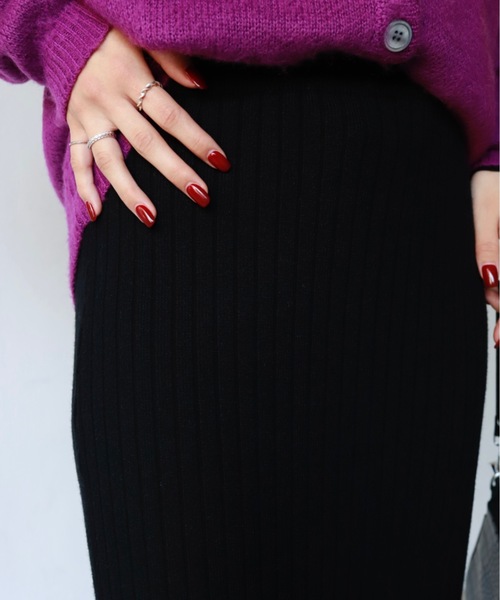 SHAGGIE（シャギー）の「バックスリットリブタイトペンシルスカート（スカート・レディース・ブラック/ブラウン/ブルー/グリーン・FREE）」の20枚目の写真