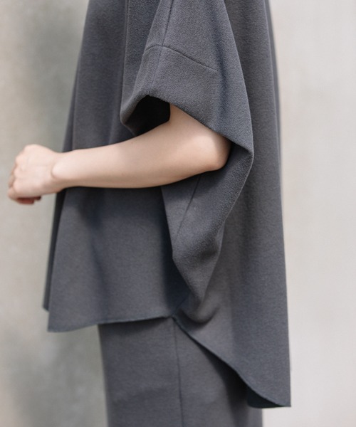 Munich（ミューニック）の「ダブルフェイスブークレータックショルダートップス（Tシャツ/カットソー・レディース・ブラック/オフホワイト/ダークグレー・FREE）」の16枚目の写真