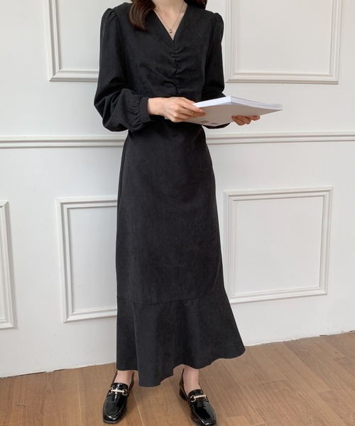 Diosfront(ディオスフロント)の「フロントギャザーマーメイドワンピース(ワンピース・レディース・ブラック/ベージュ/ローズ・M/L)」の2枚目の写真