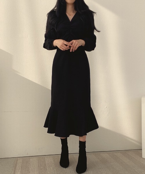 Diosfront(ディオスフロント)の「フロントギャザーマーメイドワンピース(ワンピース・レディース・ブラック/ベージュ/ローズ・M/L)」の7枚目の写真