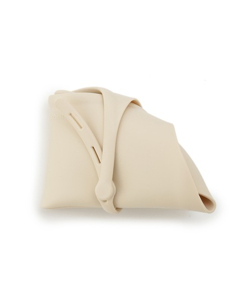 gelato pique（ジェラートピケ）の「【BABY】シリコンお食事スタイ（スタイ/よだれかけ・キッズ・ベージュ・FREE）」の6枚目の写真