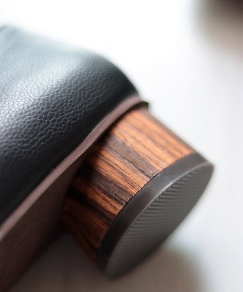 SESTO(セスト)の「nekoミミトゥのサークルウッド巻きヒールパンプス(パンプス・レディース・ブラック/ゴールド/アイボリー/グレイッシュベージュ・22.5cm/23.5cm/24.5cm/23.0cm/24.0cm/25.0cm)」の15枚目の写真