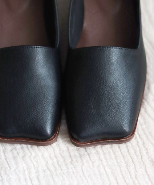 SESTO(セスト)の「nekoミミトゥのサークルウッド巻きヒールパンプス(パンプス・レディース・ブラック/ゴールド/アイボリー/グレイッシュベージュ・22.5cm/23.5cm/24.5cm/23.0cm/24.0cm/25.0cm)」の17枚目の写真